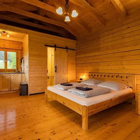 Сasa de vacaciones Vyhlídkový Srub Na Kraji Brd *